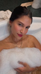 NOVEDAD CHICA VENEZOLANA EN  CALPE