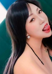 DOS NUEVA CHINA ORIENTALE JOVENES EN IBIZA  FOTO REAL