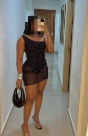 PRECIOSA MORENA EN AVILA CON GANAS!! MUY HOT