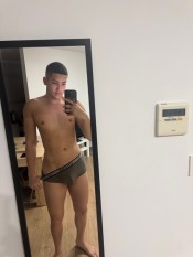 CHICHO NUEVO FIESTERO EN MALAGA CENTRO   RECIéN LLEGADO