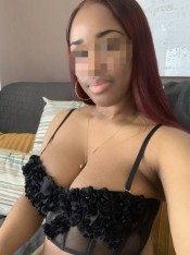 NOVEDAD EN VILANOA I LA GELTRU  JOVEN LATINA CON CURVAS DE INFARTO