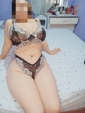 PRIMERA VEZ LINDA LATINA DE TETAS GRANDES CULO GRANDE COMPLETAMENTE NATURAL