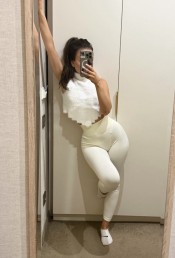 DELGADA ESPAÑOLA MUY COMPLACIENTE