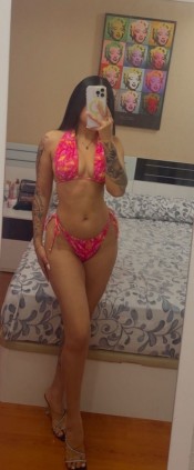 RICA CURVA Y FIESTERA