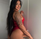 LUANA JOVEM BRASILEñA COM GANAS DE PASSAR BIEN