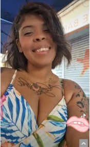 CON GANAS DE FIESTA MUY GUARRA