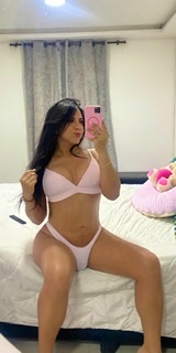 ENCANTADORA Y SENSUAL COLOMBIANA