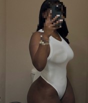 DISPUESTA A HACER QUE ME RECUERDES MUY COMPLETA