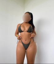 JOVENCITA JUGUETONA Y ARDIENTE COLOMBIANA