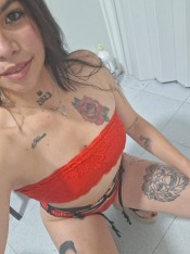 JOVENCITA POR PRIMERA VEZ EN ALGECIRAS