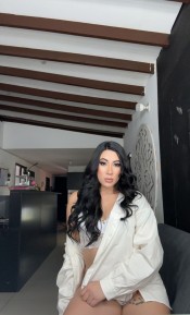 ALESSIA ARDIENTE Y COSTOSA LATINA NOVEDAD VIGO