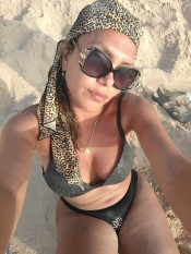 EN FIGUERES CHICA TRANS ACTIVA ARDIENTE FIESTERA