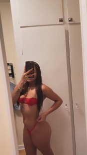 DUBLIN 12, CAMILA 24 AñOS, COLOMBIANA