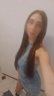 ALBA, ESPAÑOLA DELGADITA Y JOVENCITA DE 20 AÑOS