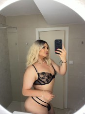 ÚLTIMO DÍA CHICA TRANS TE HAGO RICO FRANCÉS (GUARRA Y FIESTERA)