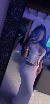 TEEN VENEZOLANA MUY CALIENTE PELIRROJA