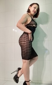 LAURA PELIRROJA FIESTERA!! SEXO INTENSO!! 1H X 80!!!!