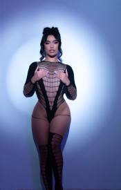 HERMOSA COLOMBIANA NUEVA EN ALICANTE