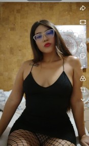 CAÑERA LATINA CACHONDISIMA