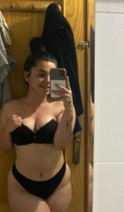 EXCLUSIVA ESPAÑOLA TODO UN LUJO PARA TI LLAMAME