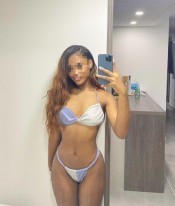 JOVENSITA-CALIENTE Y CON LA BOCA MAS TRAGONA PARA UNA BUENA MAMADA