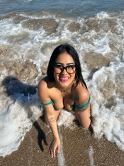 AMBER HERMOSA NENITA