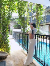 ESPECTACULAR LATINA MUY SEXY Y DECIDIDA