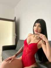 ZAMMY UN LUJO DE NIÑATA