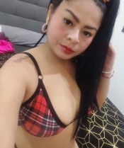 LAS MEJORES TETAS NATURALES DE LA ISLA