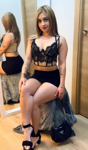 RUBIA SEXY CON GANAS DE FOLLAR