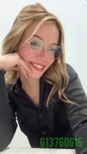 ESPAÑOLA INDEPENDIENTE 25 AÑITOS SUPER GUAPA