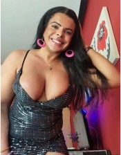 VICIOSA FIESTERA ENTREGADA JUGUETONA VERSÁTIL