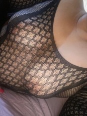 RUBí, 33 AñOS: ELEGANCIA PROVOCATIVA QUE DESPIERTA FANTASíAS