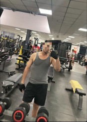 CHICO BISEXUAL DOTADO EN MÁLAGA ACTIVO Y VERSATIL