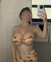 COñITO APRETADITO CUANDO LA METES SE PONE MOJADITO