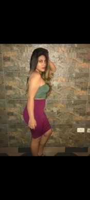 LATINA CACHONDA FOLLONA