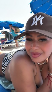 RUBIA COLOMBIANA MUY ALEGRE E IMPLICADA- NERVION