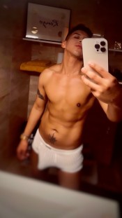 ULTIMOS DIAS EN MALAGA ,RODRIGO,DISCRETO ,EXCLUSIVO ,CON PISO PRIVADO .