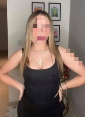 UNA MUJER IMPLICADA CALIENTE MORBOSA FIESTERA CAÑERA 24 HS