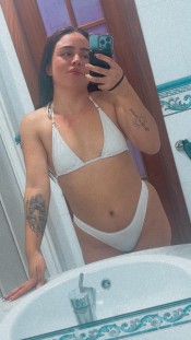 EXQUISITA MAMADA ; GARGANTA PROFUNDA