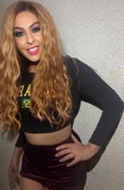 TORREVIEJA... CACHONDA, FIESTERA BESUCONA...