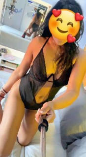 SENSUAL CALIENTE ATRACTIVA Y FIESTERA
