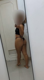 ZAIRA PEQUEñA DE CULITO REDONDO POCOS DíAS EN CORUñA