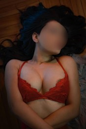 MORENA MORBOSA Y MAMONA GRIEGO CORNUDO