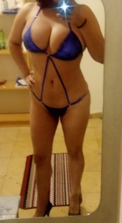 UNA MUJER MADURA Y SENSUAL EN IRUN