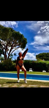 MODELO EN RIVIERA DEL SOL