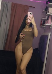 VEN Y DISFRUTA DE ESTA CHICA HERMOSA