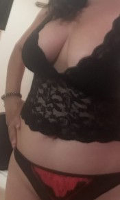 ALGECIRAS. 46. ATRACTIVA,SIMPÁTICA Y DISCRETA.