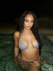 LATINA CALIENTE Y FIESTERA