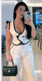 LATINA DIVERTIDA Y ENCANTADORA